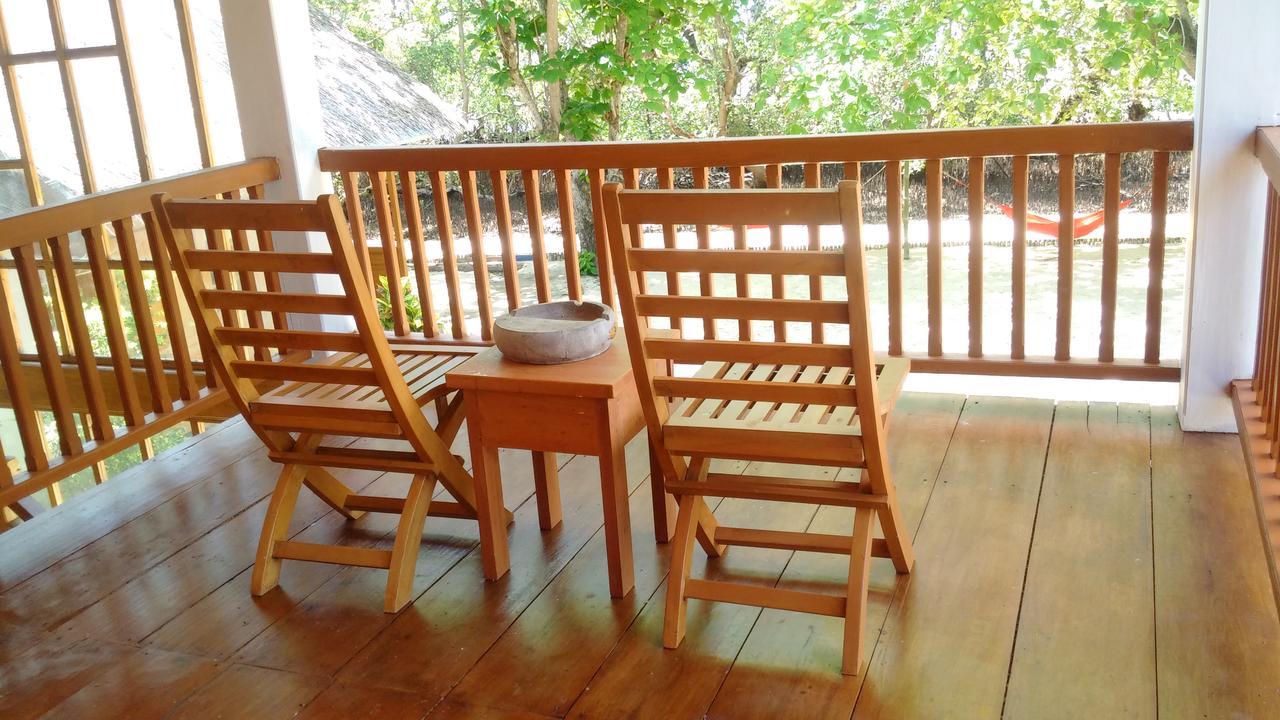 Jonaths Cottage Bunaken Extérieur photo