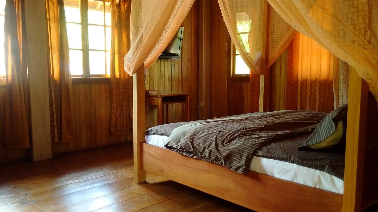 Jonaths Cottage Bunaken Extérieur photo