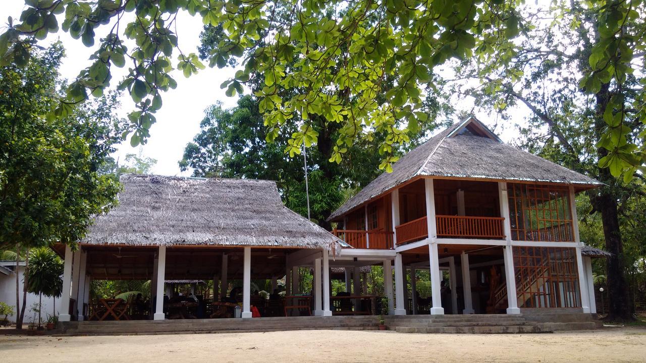 Jonaths Cottage Bunaken Extérieur photo