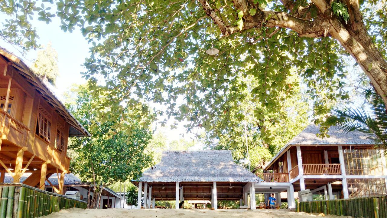 Jonaths Cottage Bunaken Extérieur photo